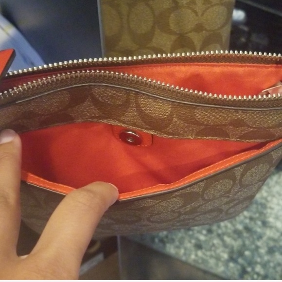 COACH CROSSBODY - Picture 5 of 6